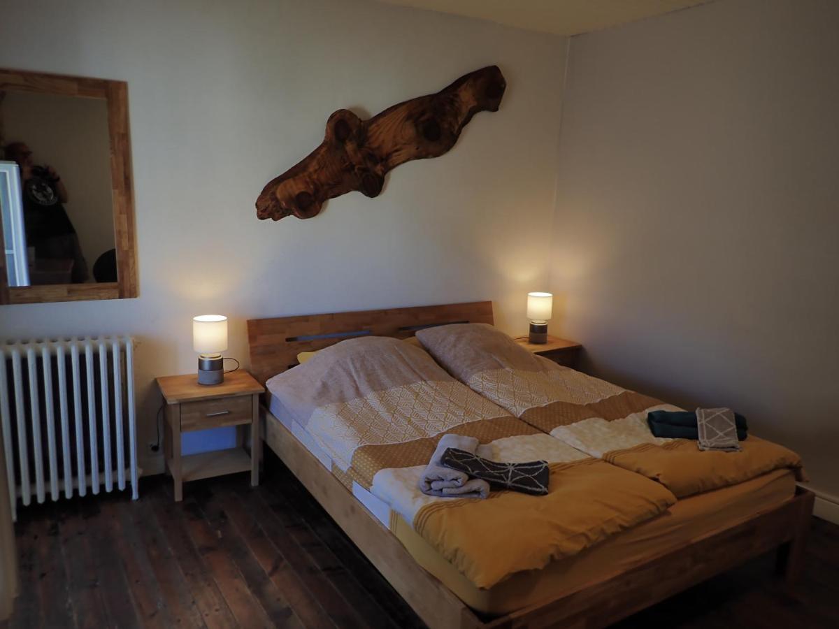 La Miramboise, Chambres Et Table D Hotes ミランボー エクステリア 写真